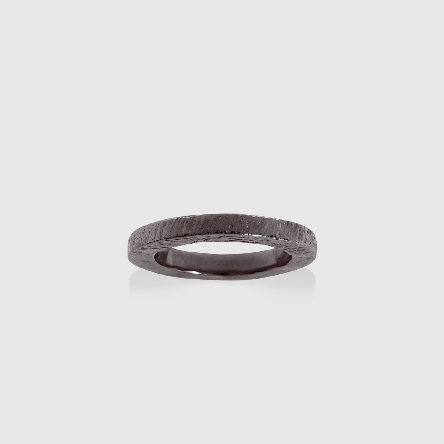 Round III Ring