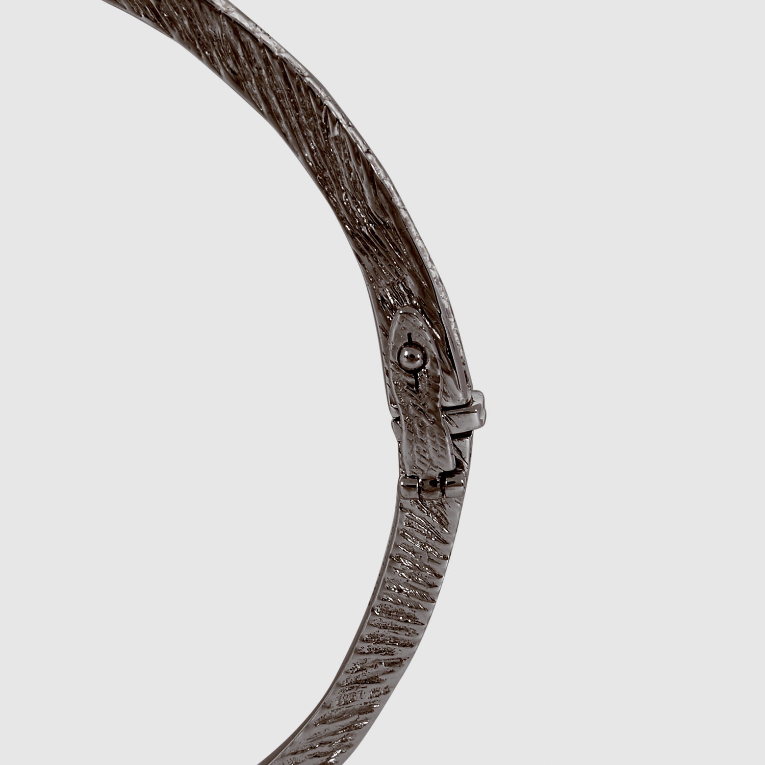Round I Bangle